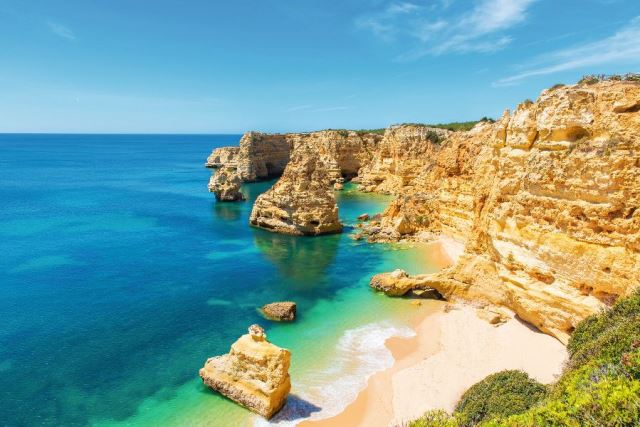 Praia da Marinha - Beautiful Beach Marinha in Algarve, Portugal