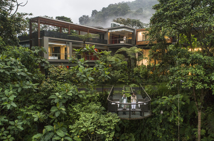 Mashpi-Lodge-hotel-landscape-cloud-forest 1