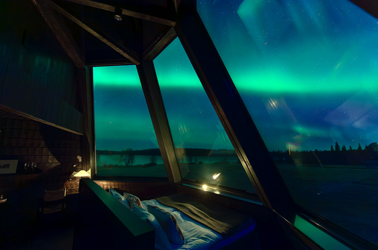 Nivunki_Auroras from bed