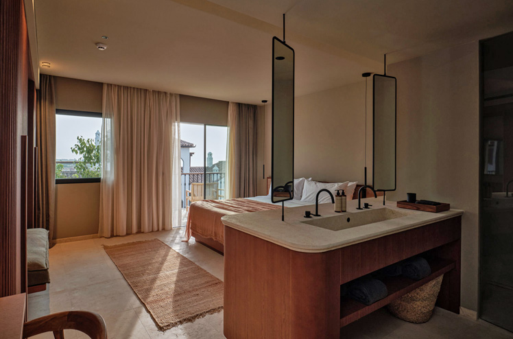 OKU-ANDALUSIA_Classic-Room_30567_LowRes