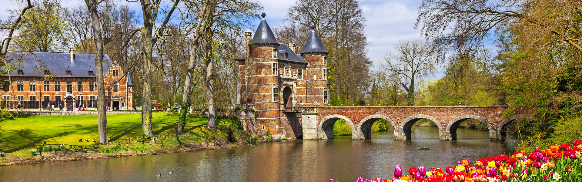 castles of Belgium -Groot-Bijgaarden with famous gardens